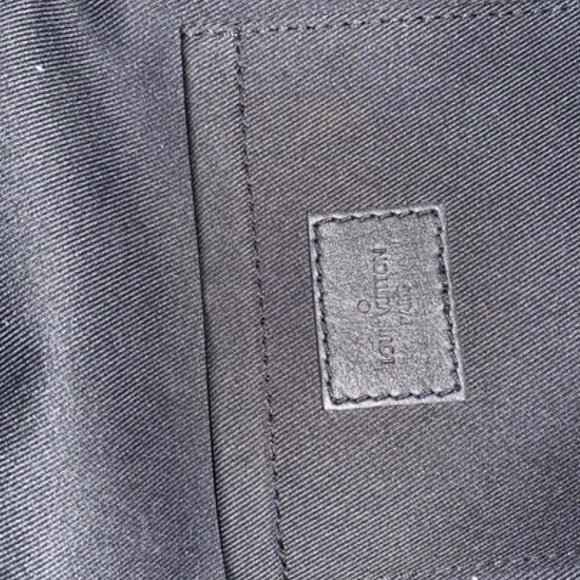 Louis Vuitton Palm Springs mini backpack - Picture 9 of 16